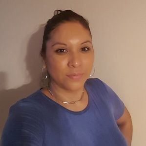 Meet your Posher, Ana